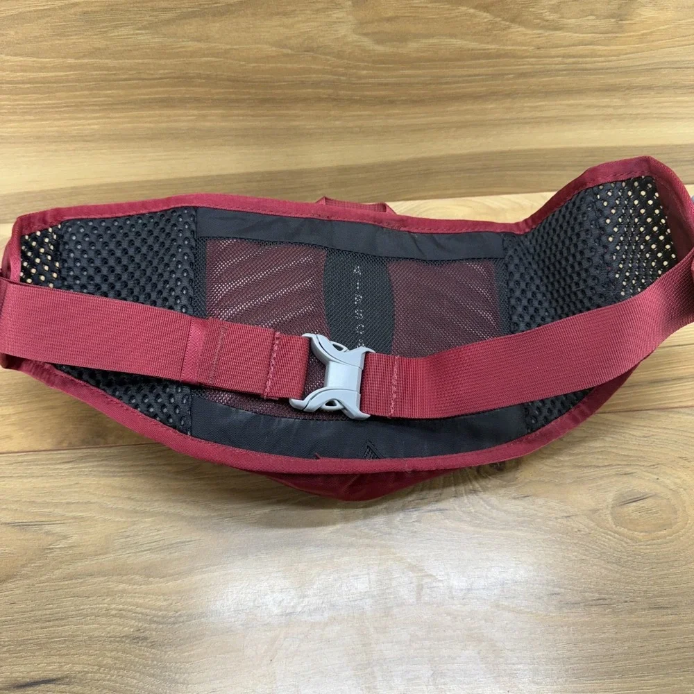 OSPREY Savu 2 Red Lumbar Pack Waist Hip Fanny Bag Hiking Outdoor Bag